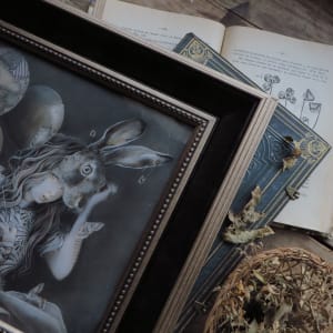 Manía by Yuriko Shirou 