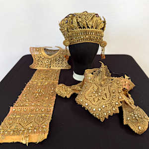 Gold Headpiece (1 of 3) 