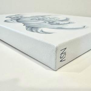 Eccentric Elegance III by Nicci Sevier-Vuyk  Image: Eccentric Elegance III, side panel view