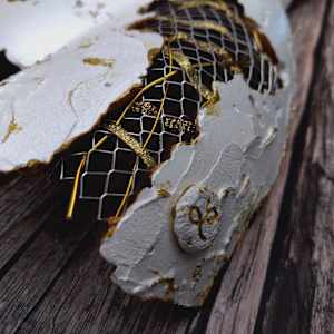 Resilience by Lisa Ruch  Image: Detail