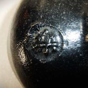 Raku Kichizaemon IX  Ryōnyū了入 楽吉左衛門 九代   1756–1834 by Raku Kichizaemon IX 九代楽吉左衛門 Ryōnyū了入 