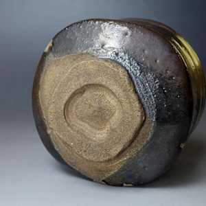 Sakai Kobu 酒井 甲夫 (b. 1936) Hikidashi-guro Chawan, named "Kissako" by Sakai Kobu 酒井 甲夫 