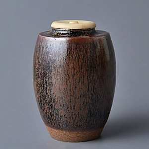 Sasada Yusho (Hitoshi) 笹田有祥 b.1952 Kyo-yaki Chaire by Sasada Yusho (Hitoshi) 笹田有祥 