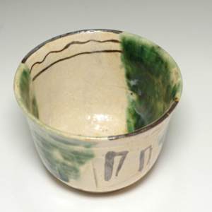 Kato Shuntai 加藤春岱 (1802–1877), Oribe Tea Cup by Kato Shuntai 加藤春岱 