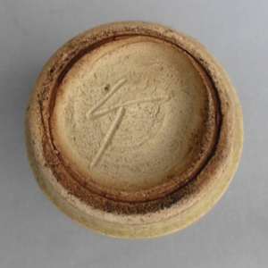 Mizuno Keiko (水野敬子, b. 1937) Mino ware, Ki-seto (黄瀬戸) Yunomi by Mizuno Keiko 水野敬子 