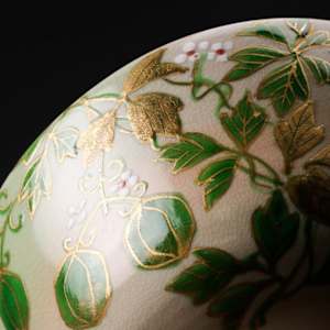 Kubota Tsuneyuki 窪田常之 b.1952 Kyo yaki Chawan with Balloon Vine Motif   Fūsen-kazura風船カズラ図 茶碗 by Kubota Tsuneyuki 窪田常之 