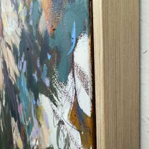 A Pause With Petals II by Angela Maritz 