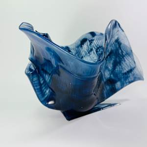 Held in Motion by Silvana Ferrario 