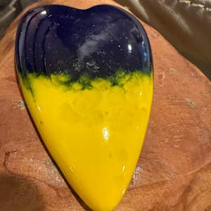 Ukraine Colors Large Heart Paperweight #1 by Candice Treat Murphy, Image 1.