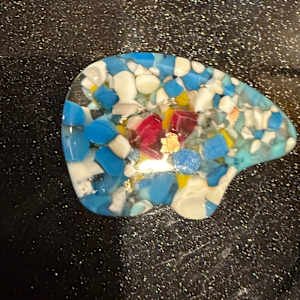 Turquoise, Vanilla, Red, and Marigold Frit Pocket Bear with Gold Flakes by Candice Treat Murphy, Image 5.