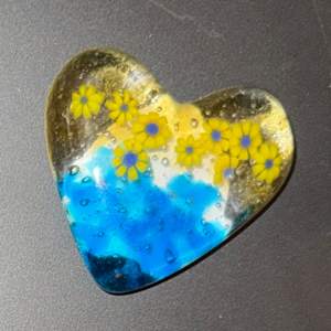 2" Ukraine Sunflower Pocket Heart #14 by Candice Treat Murphy, Image 3.