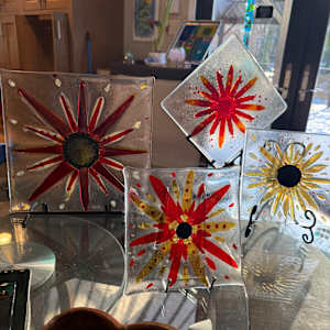 10” Flaming Red and Yellow Sunburst with Red Striker and Clear Iridescent  Frit by Candice Treat Murphy, Image 13.