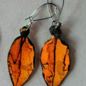 Pohutukawa Leaf Earrings 168 by Liz McAuliffe