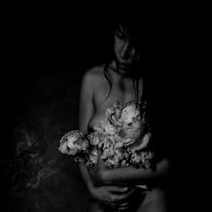 I hold you by kerenor, Image 1.