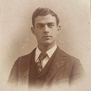 Looking to left by Chas F Schwab, Image 4.