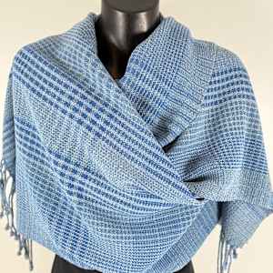 Shawl by Kjerstin Bjelland 