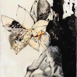 Flowerhead by Andreina Davila, Image 2.