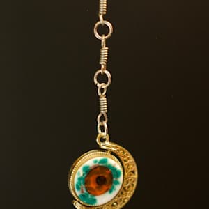 Hibiscus (set in gold) by creature kpw, Image 3.