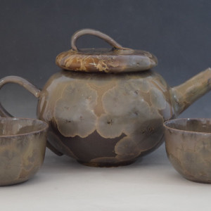 Dark Brown Teapot with 2 cups by Nichole Vikdal
