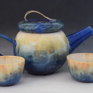 Gradient Blue Teapot with 2 cups by Nichole Vikdal