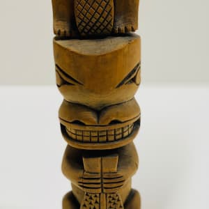 5002 - Model Totem 