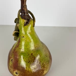 5083 - Ceramic Pear 