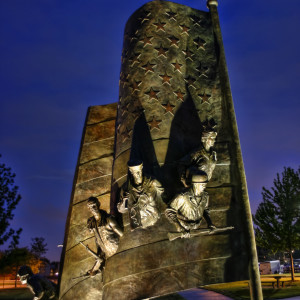 Veterans Memorial by Hai-Ying Wu  Image: Memorial at night