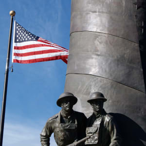 Veterans Memorial by Hai-Ying Wu 
