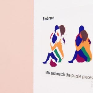Embrace (Puzzle) 