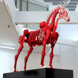 知識之馬（紅色版）Knowledge Horse (Red Version) by 席時斌 HSI Shin-Pin 