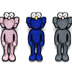 KAWS BFF 紀念胸針 (3個一組) by KAWS