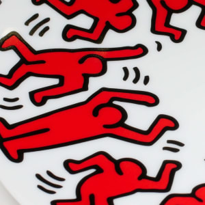 凱斯哈林"Red on White"瓷盤 Keith Haring "Red on White" plate by Keith Haring 