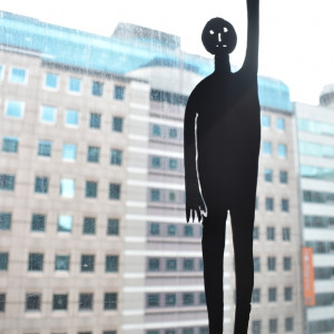 Left Hand Up 舉左手的人 by 盧淳天 NO Sooncheon 