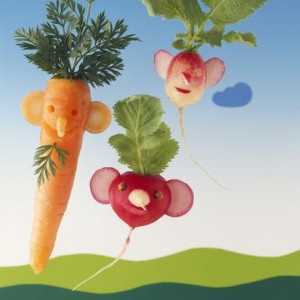 Amusing Carrot & Radish Figures by Ulrich Kerth