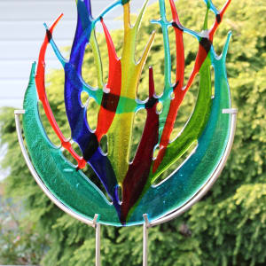 Garden 3 by Linda van Huffelen