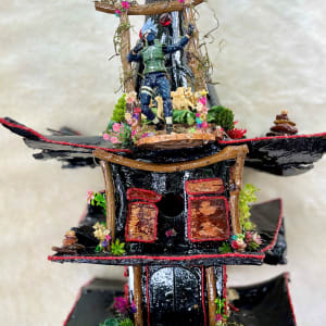 SCULPTURE & ASSEMBLAGE HONORABLE MENTION – Kakashi Under the Torii Gate by Tamara Havermahl