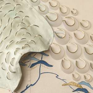 Silk Seat by Natale Adgnot 