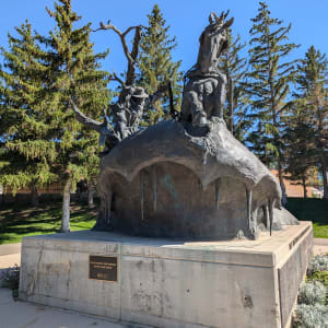 Founders and Old Sorrel Monument (The) by Jerry Anderson  Image: Photograph by Jacob B. Arnell. Licensed by Creative Commons (CC BY-SA)