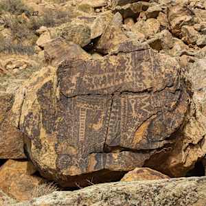 Parowan Gap  Image: Photograph by Jacob B. Arnell. Licensed by Creative Commons (CC BY-SA).