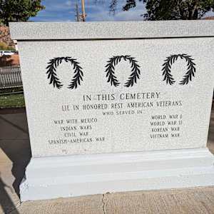Veteran Memorial, Cemetery - Cedar City  Image: Photograph by Jacob B. Arnell. Licensed by Creative Commons (CC BY-SA).