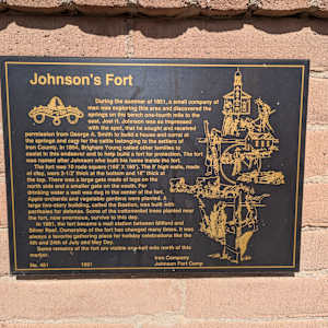 Johnson's Fort Monument  Image: Photograph by Jacob B. Arnell. Licensed by Creative Commons (CC BY-SA).