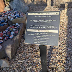 Veterans Memorial Rock Garden by Community  Image: Photograph by Jacob B. Arnell. Licensed by Creative Commons (CC BY-SA).

