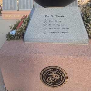 Cedar City War Memorial - World War II by Robert D. Mercer  Image: Photograph by Jacob B. Arnell. Licensed by Creative Commons (CC BY-SA).
