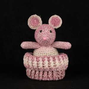 Mousie with matching hat by Carol Hanson