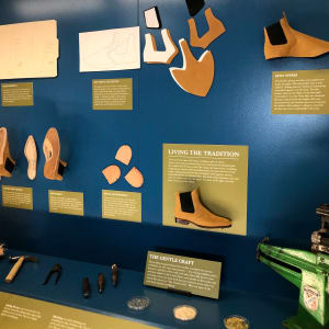 Shoemaking: Living the Tradition by Amara Hark-Weber 