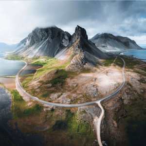 Leiðin Austur / The Road East by Guadalupe Laiz | Gallery Space