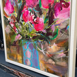 Roses in a Circle Vase, Image 2.