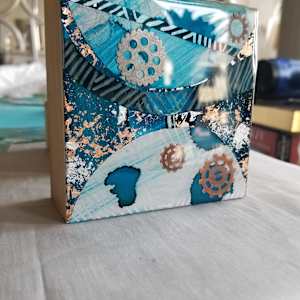 2019 MODERN MINI'S RESIN COLLAGE ARTWORK by Tana Hensley 