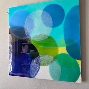 ABSTRACT RESIN CIRCLES IN RICH ULTRAMARINE BLUE, BRIGHT GREEN, & OPAL by Tana Hensley, Image 15.