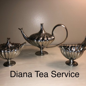 Diana Tea Service (1 set of 3 pieces) by Harold Castor 